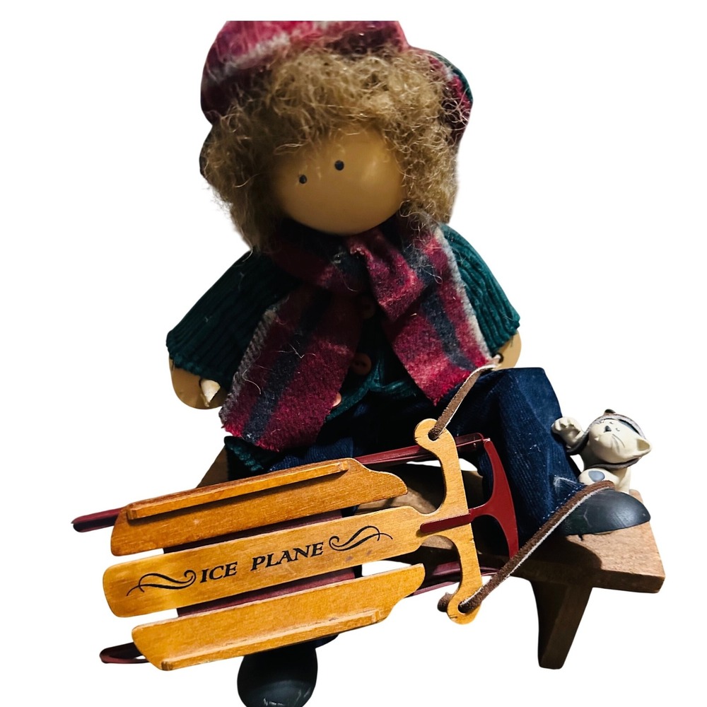 Lizzie High Peter Valentine 2nd Edition 10th Anniversary Doll 1995 Sledding